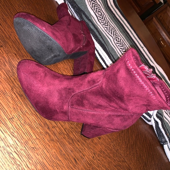 Booties. - Picture 4 of 4